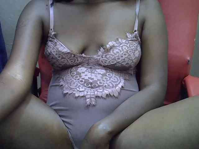 Nyangisexy1 webcam