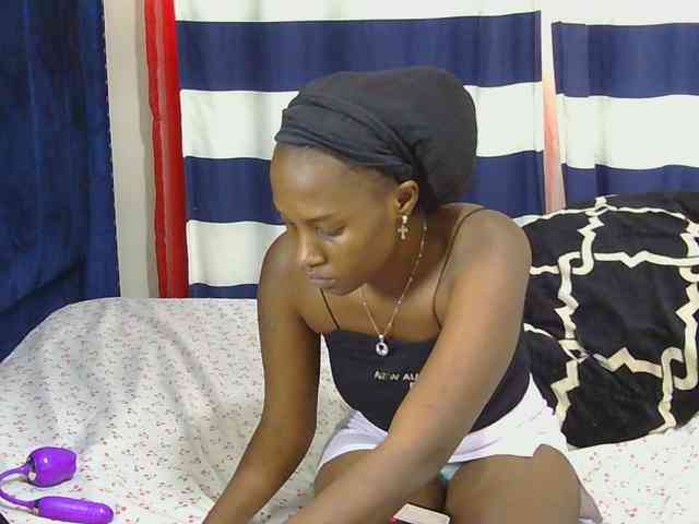 Nyangisexy1 webcam
