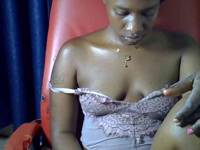 Nyangisexy1