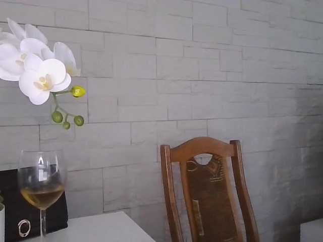 JuliaWetDream live cam on BongaCams