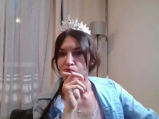 JuliaWetDream live cam preview