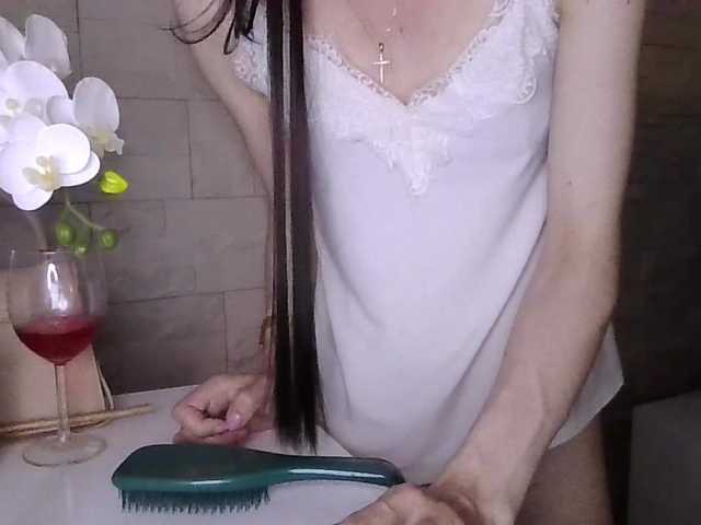 JuliaWetDream live cam on BongaCams