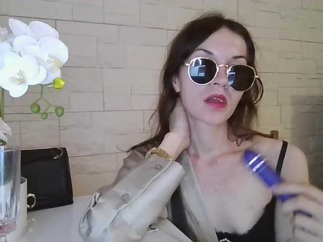 JuliaWetDream live cam on BongaCams
