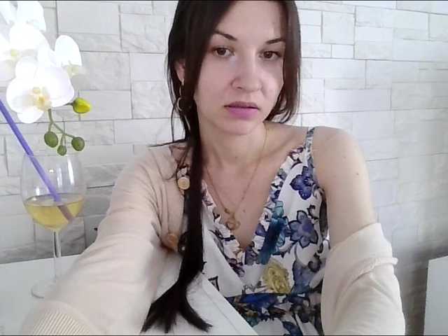 JuliaWetDream live cam on BongaCams