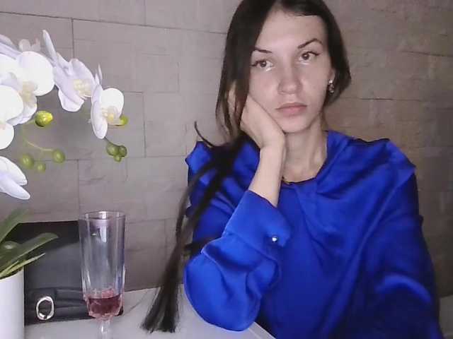 JuliaWetDream live cam