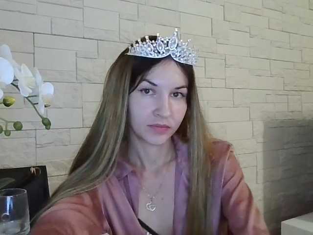JuliaWetDream live cam preview