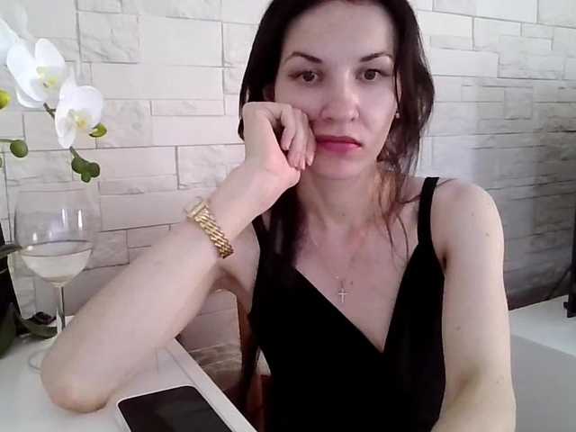 JuliaWetDream live cam on BongaCams