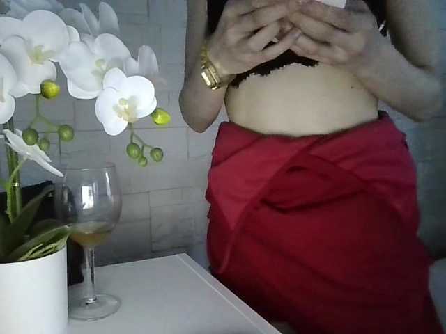 JuliaWetDream's BongaCams show and profile