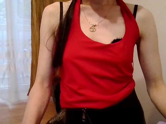 JuliaWetDream live cam on BongaCams
