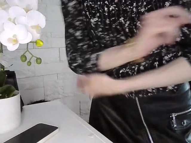 JuliaWetDream live cam on BongaCams