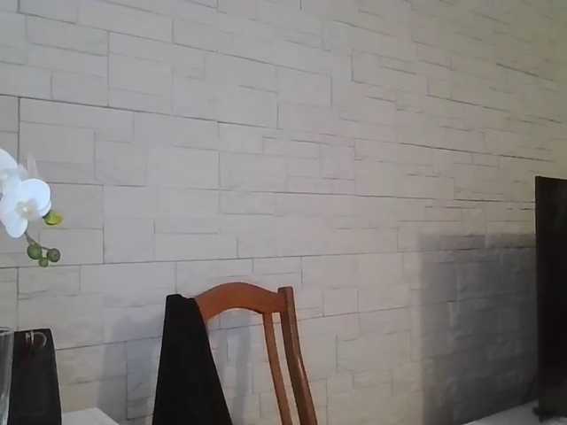 JuliaWetDream live cam preview