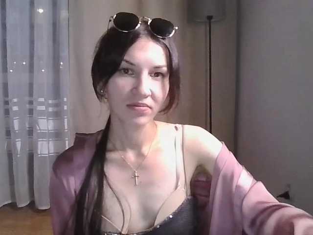 JuliaWetDream live cam on BongaCams