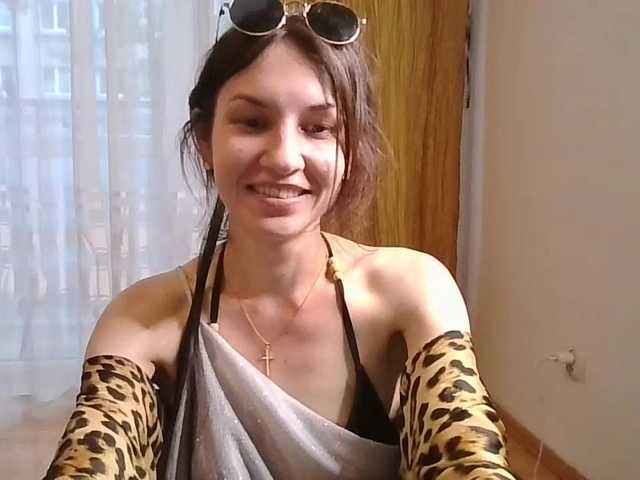 JuliaWetDream live cam on BongaCams