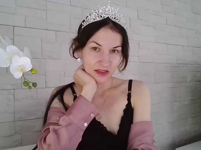 JuliaWetDream live cam preview
