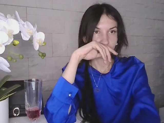 JuliaWetDream live cam
