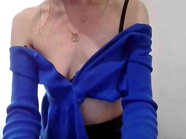 JuliaWetDream