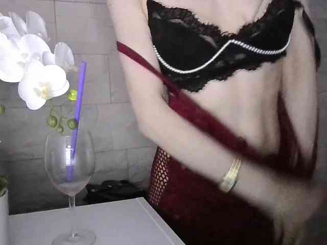 JuliaWetDream