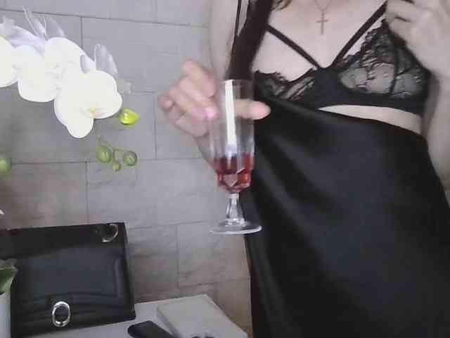 Model: JuliaWetDream