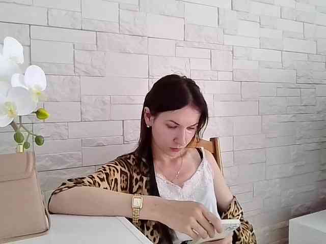 Model: JuliaWetDream