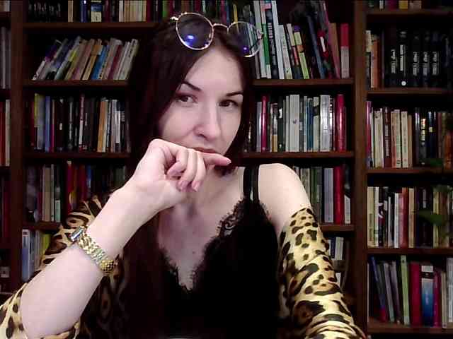 Model: JuliaWetDream