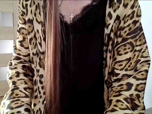 JuliaWetDream webcam