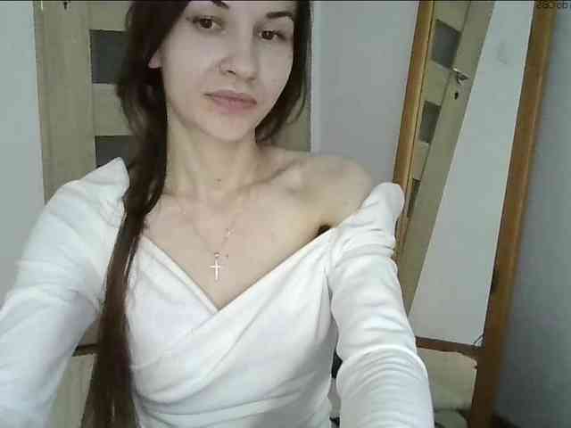 Model: JuliaWetDream