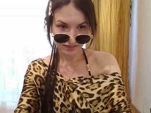 Model: JuliaWetDream