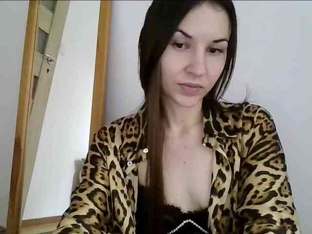 Model: JuliaWetDream