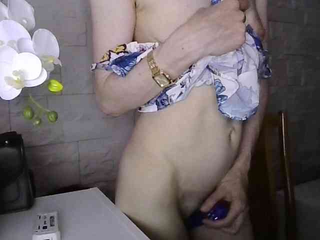 JuliaWetDream webcam