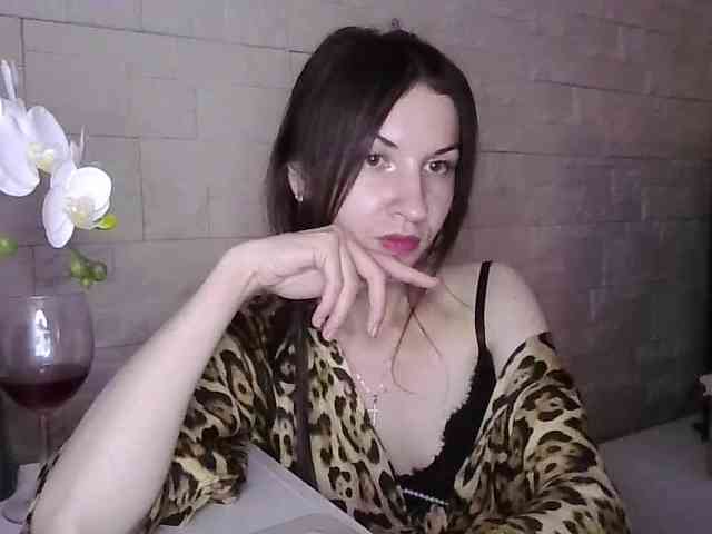 Model: JuliaWetDream