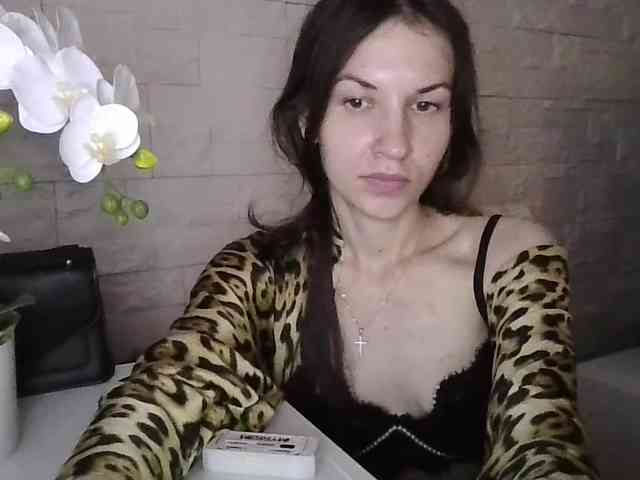 Model: JuliaWetDream