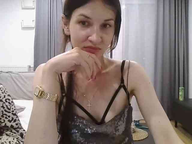 Modelo: JuliaWetDream