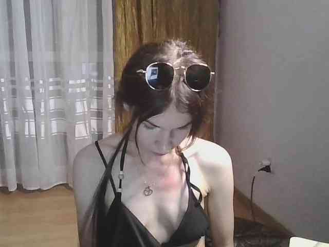 Model: JuliaWetDream
