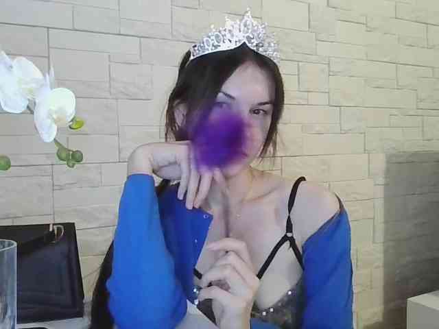 Model: JuliaWetDream