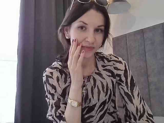 Model: JuliaWetDream