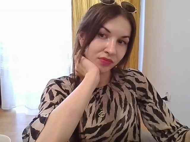 Model: JuliaWetDream