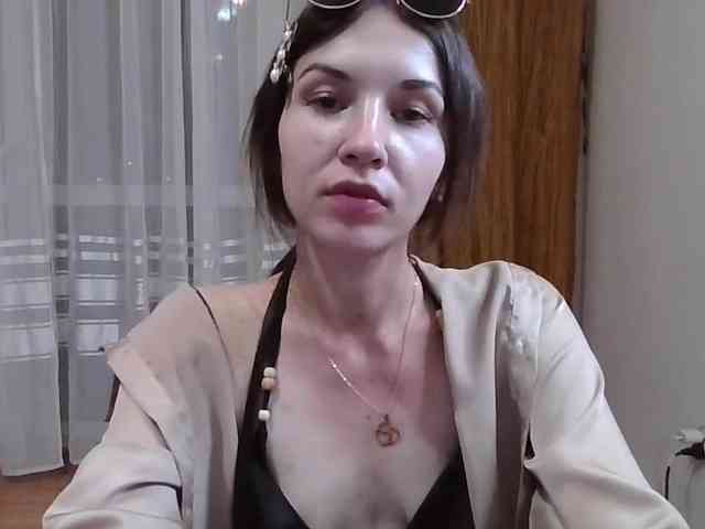 Model: JuliaWetDream