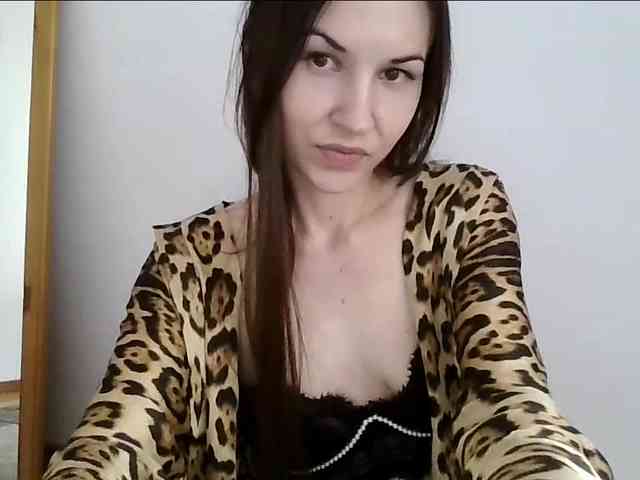 Model: JuliaWetDream