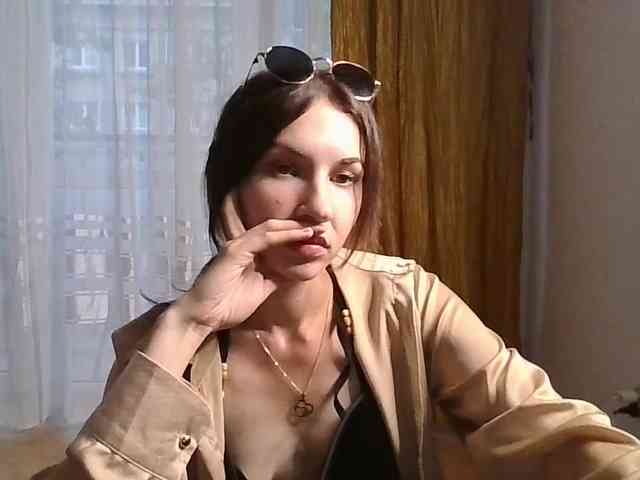 Model: JuliaWetDream
