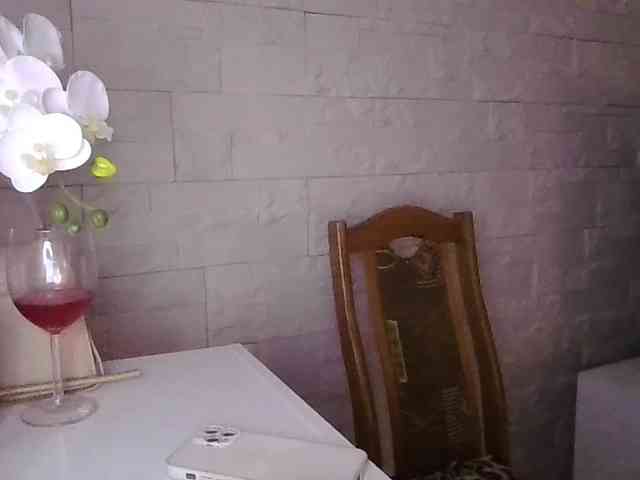 JuliaWetDream webcam