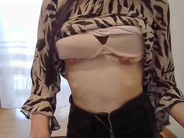 JuliaWetDream webcam