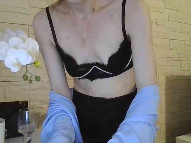 JuliaWetDream