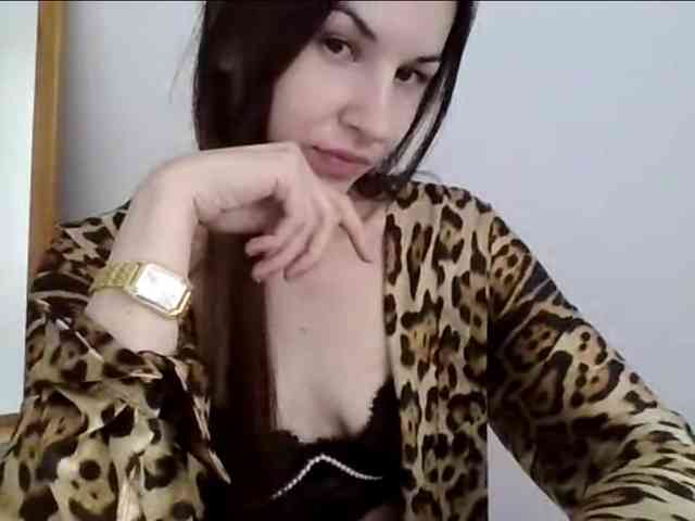 Model: JuliaWetDream