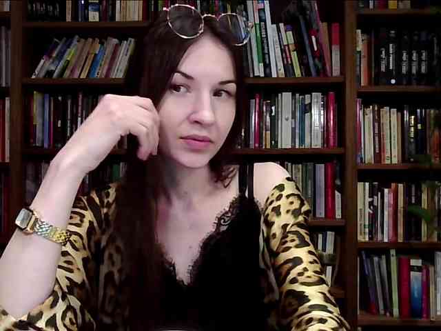 Model: JuliaWetDream