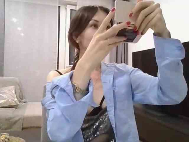 JuliaWetDream webcam