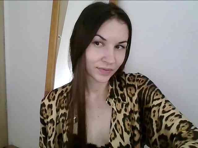 Model: JuliaWetDream