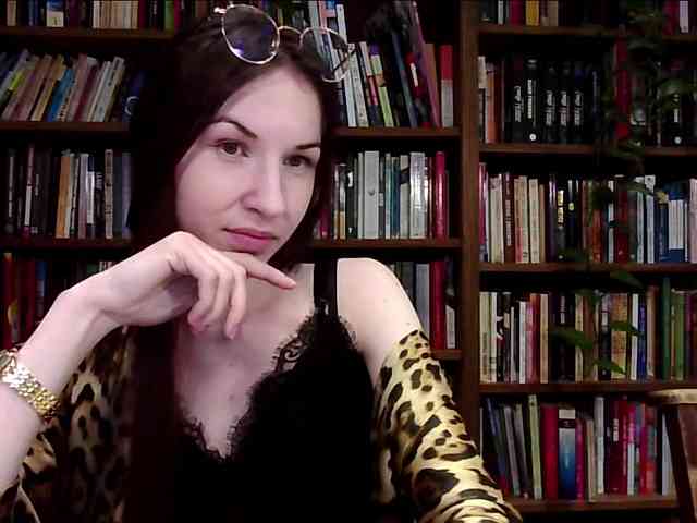 Model: JuliaWetDream