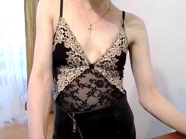 JuliaWetDream webcam