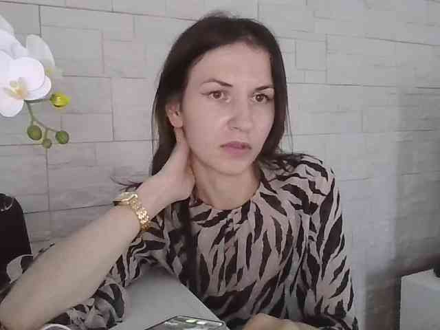 JuliaWetDream Live Webcam on BongaCams