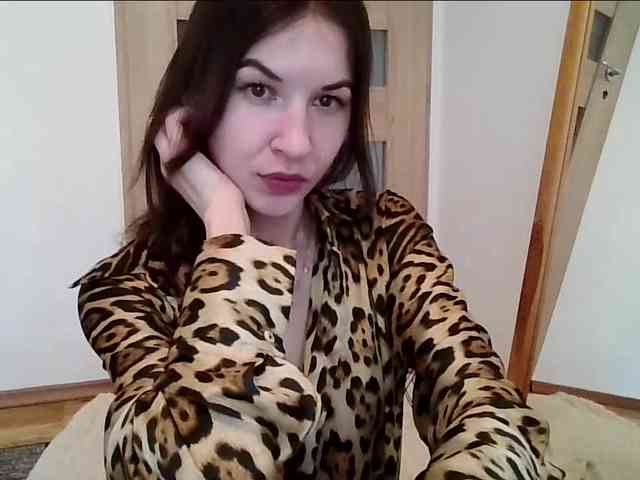 Model: JuliaWetDream